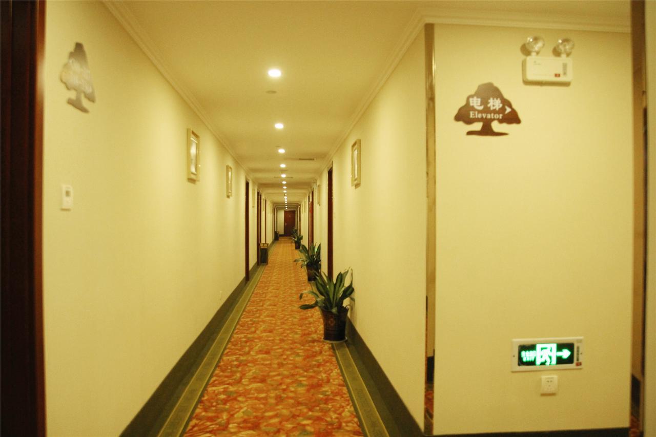 Greentree Inn Bole Wanxianghui Express Hotel Exterior foto