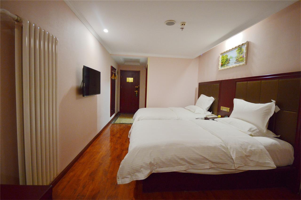 Greentree Inn Bole Wanxianghui Express Hotel Exterior foto